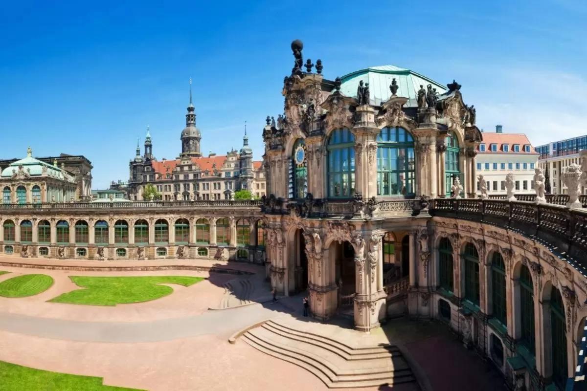 Schones Zimmer Naher Bahnhof Neustadt Dresden Zentral Wlan エクステリア 写真