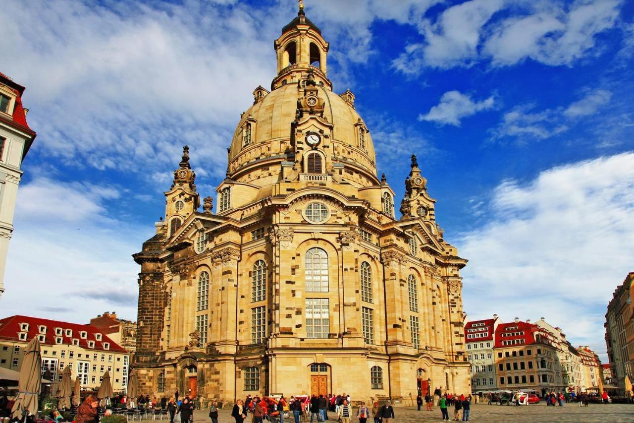 Schones Zimmer Naher Bahnhof Neustadt Dresden Zentral Wlan エクステリア 写真